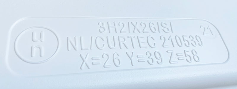 Plastic screw lid drums are UN-certified for hazardous solids